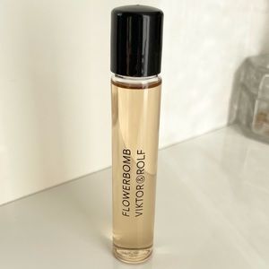 Flowerbomb Perfume